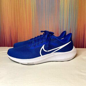 Nike Air Zoom Pegasus 39 - Size 10